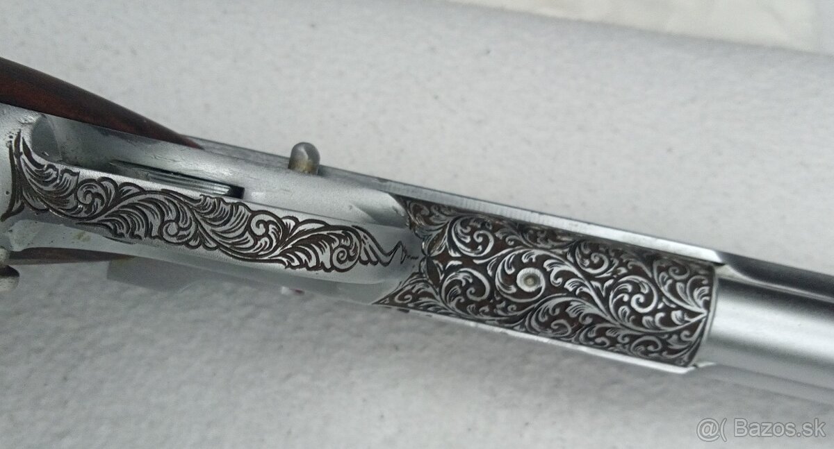 Luxusná gravírovaná pištoľ Smith & Wesson 52-1 - 4