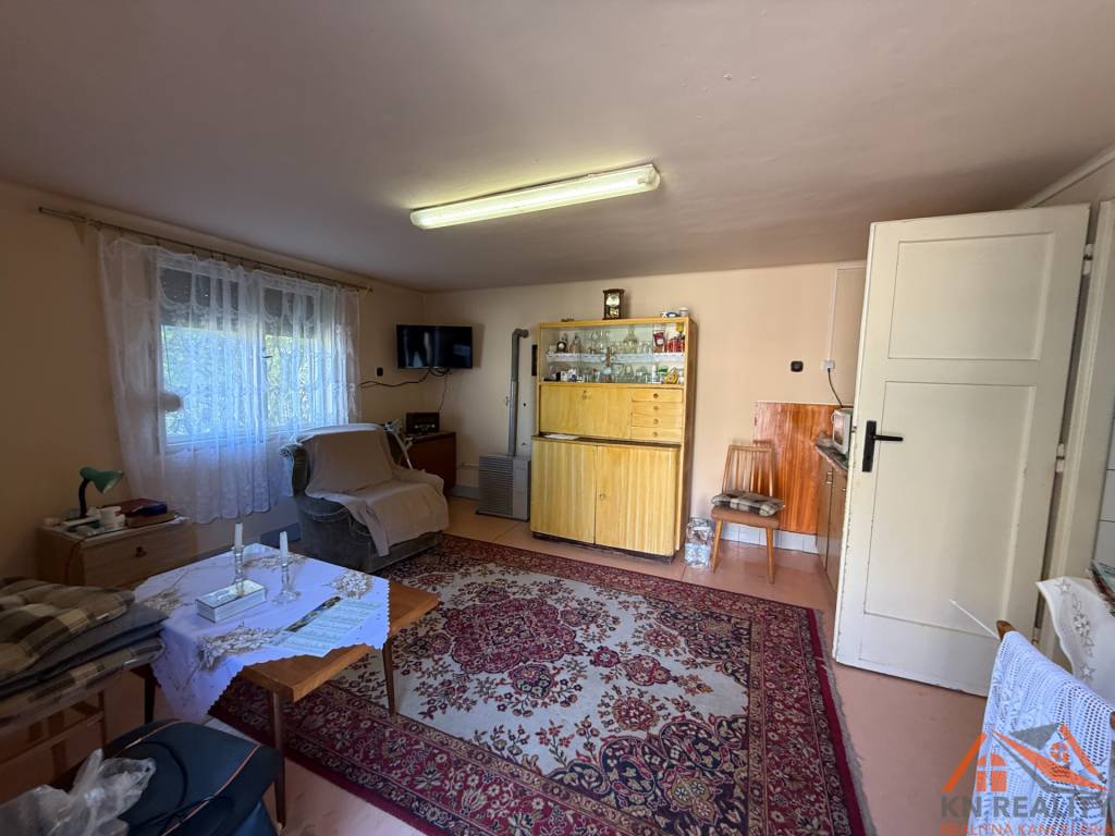 Tehlový rodinný dom s letnou kuchyňou Svätý Peter - 4