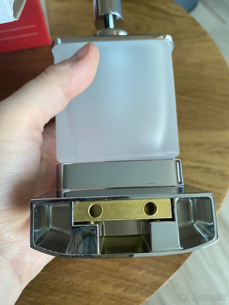 Držiak na tekuté mydlo - dávkovač mydla RAVAK - 4