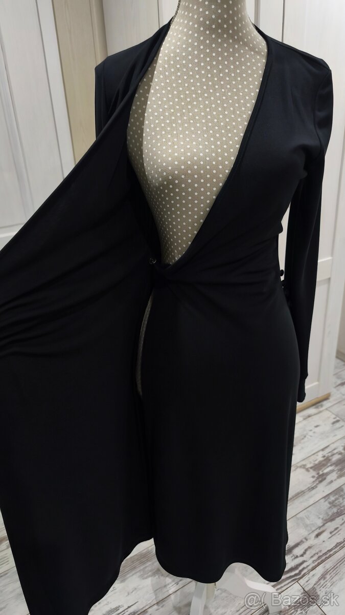 Čierne zavinovacie šaty - 4