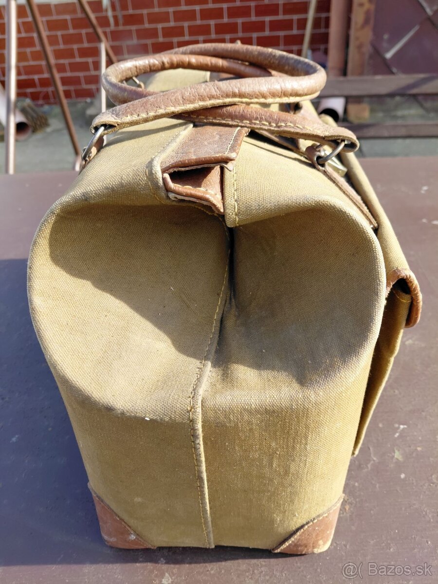 Stará hrubá taška - 4