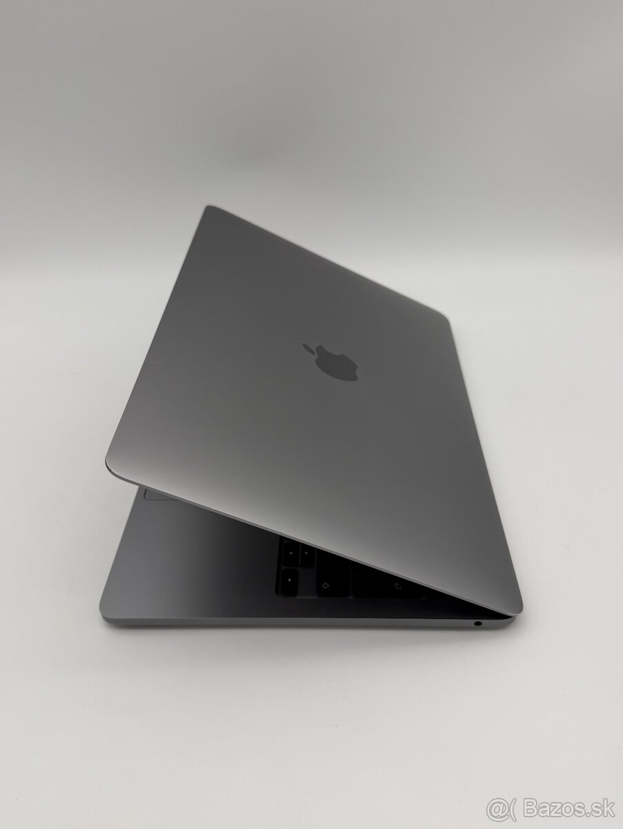 MacBook Pro 13" 2022 M2 Space Gray + ZÁRUKA - 4