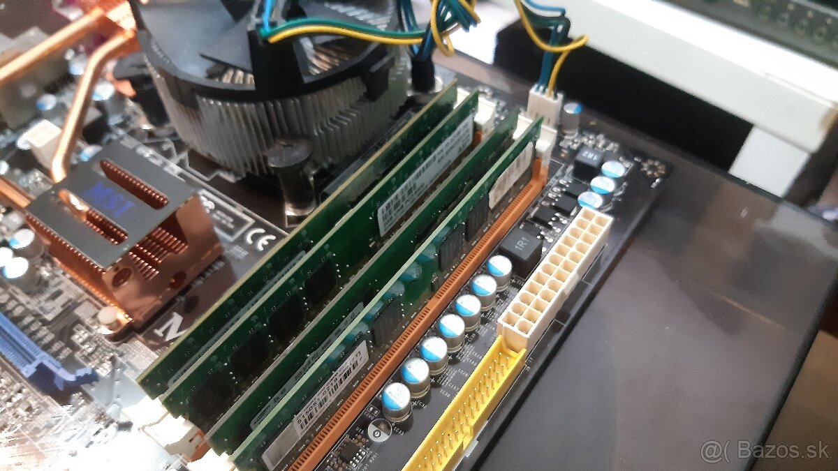 MSI P45 Neo3 + Q9400 + 8 GB - 4