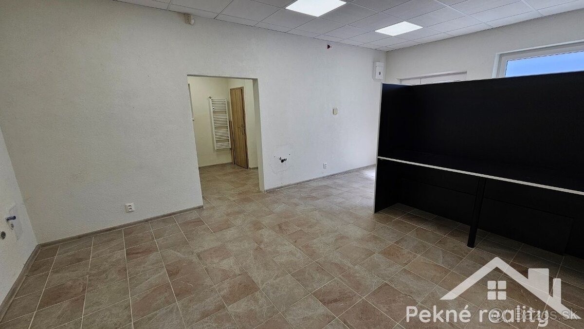 Prenájom obchodného priestoru v centre Zvolena - 4