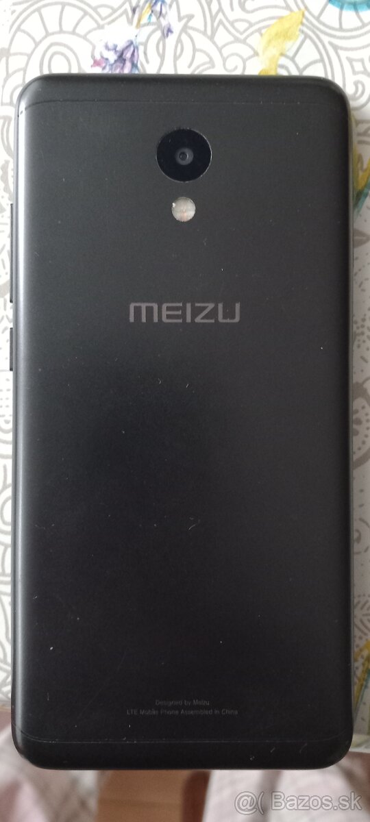 Mobil Meizu M6 3/32gb - 4