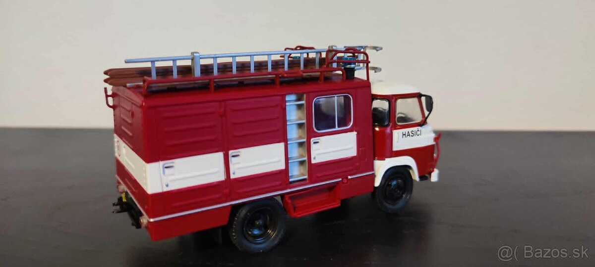 AVIA A30 DA 12 Hasiči 1:43 DeAgostini Kultove nakladaky - 4