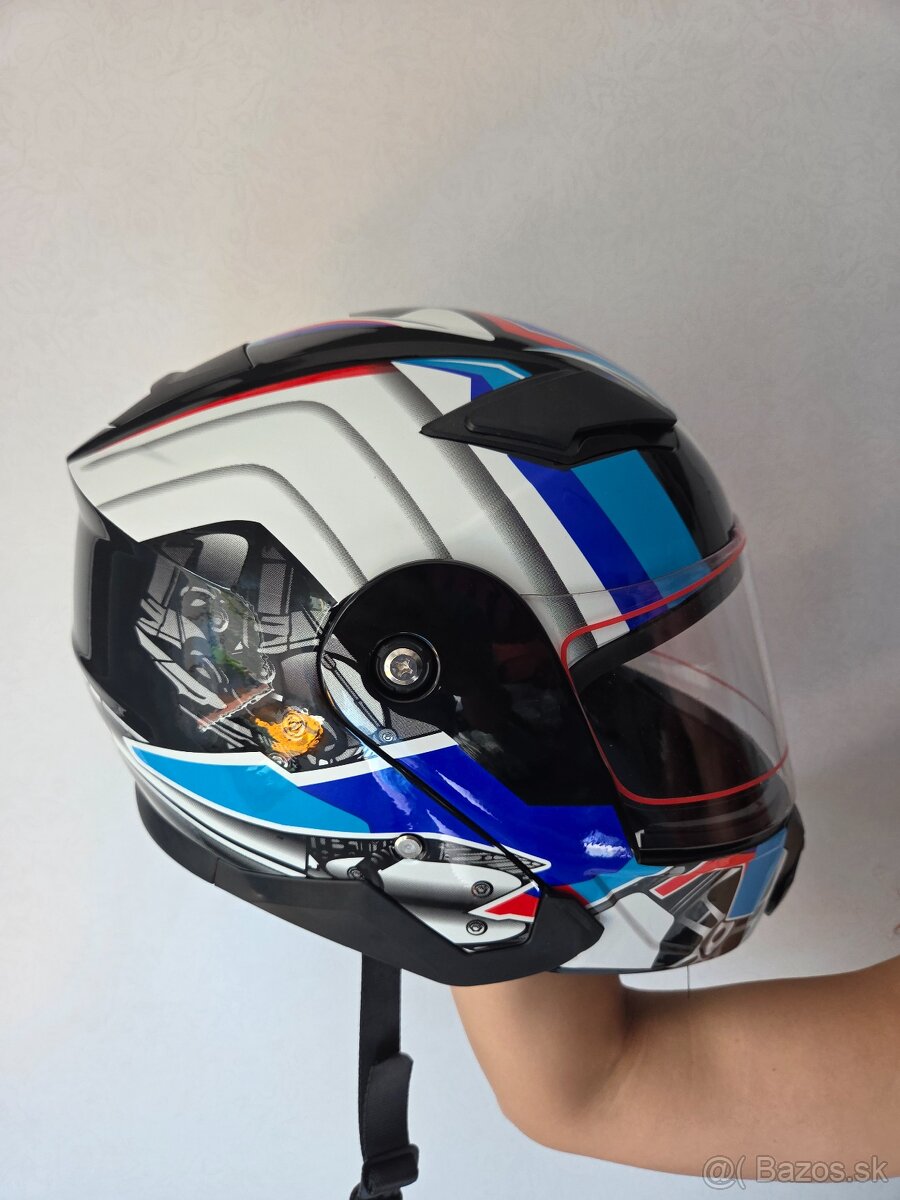 Predám motorkarskú prilbu - 4