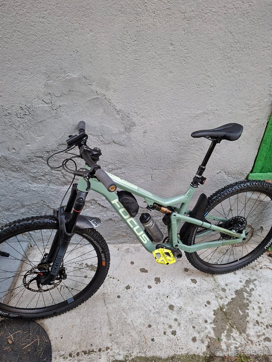 Predám focus thron 29 L - 4