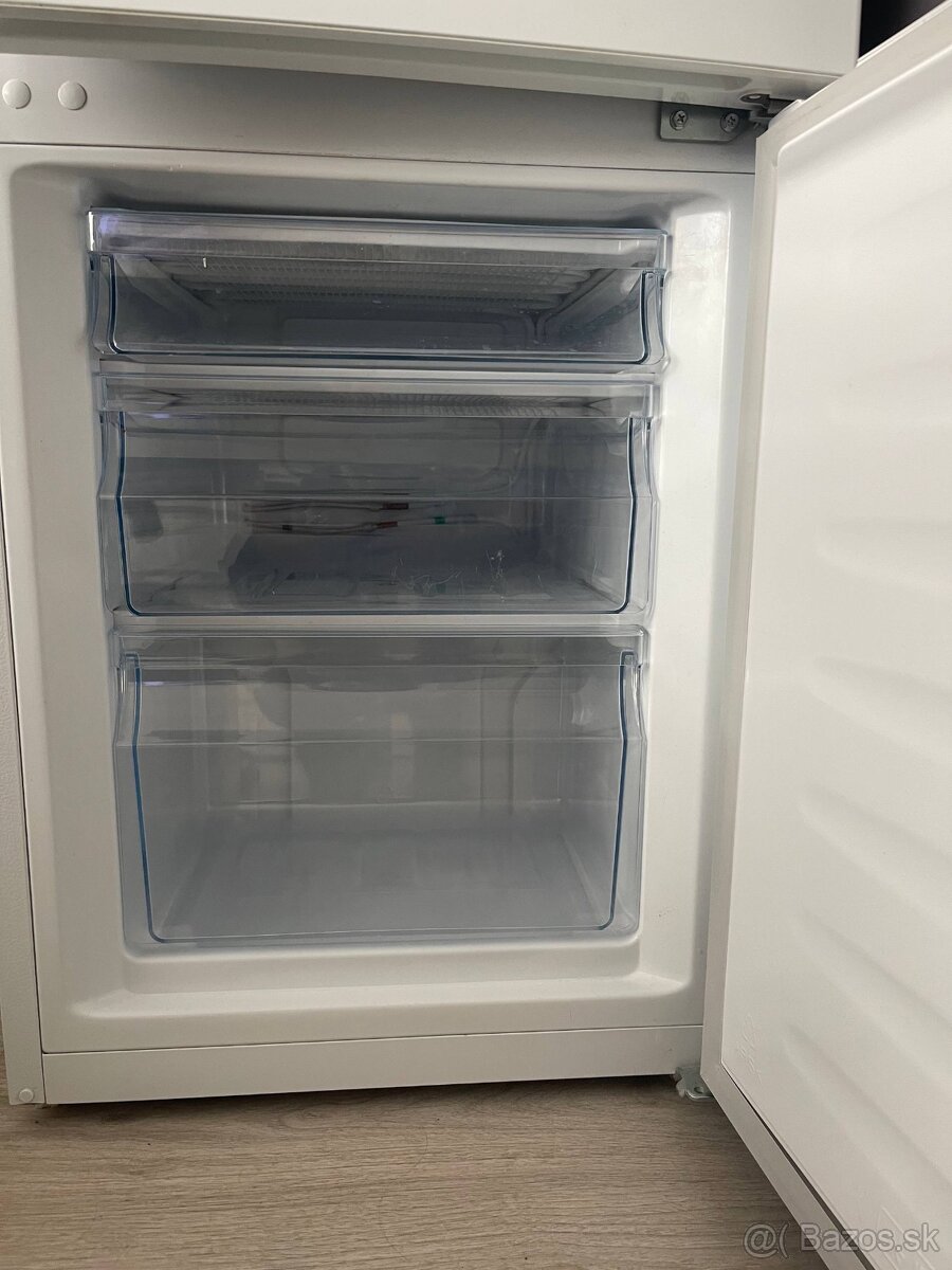 Chladnicka Hisense (iba osobný odber) - 4