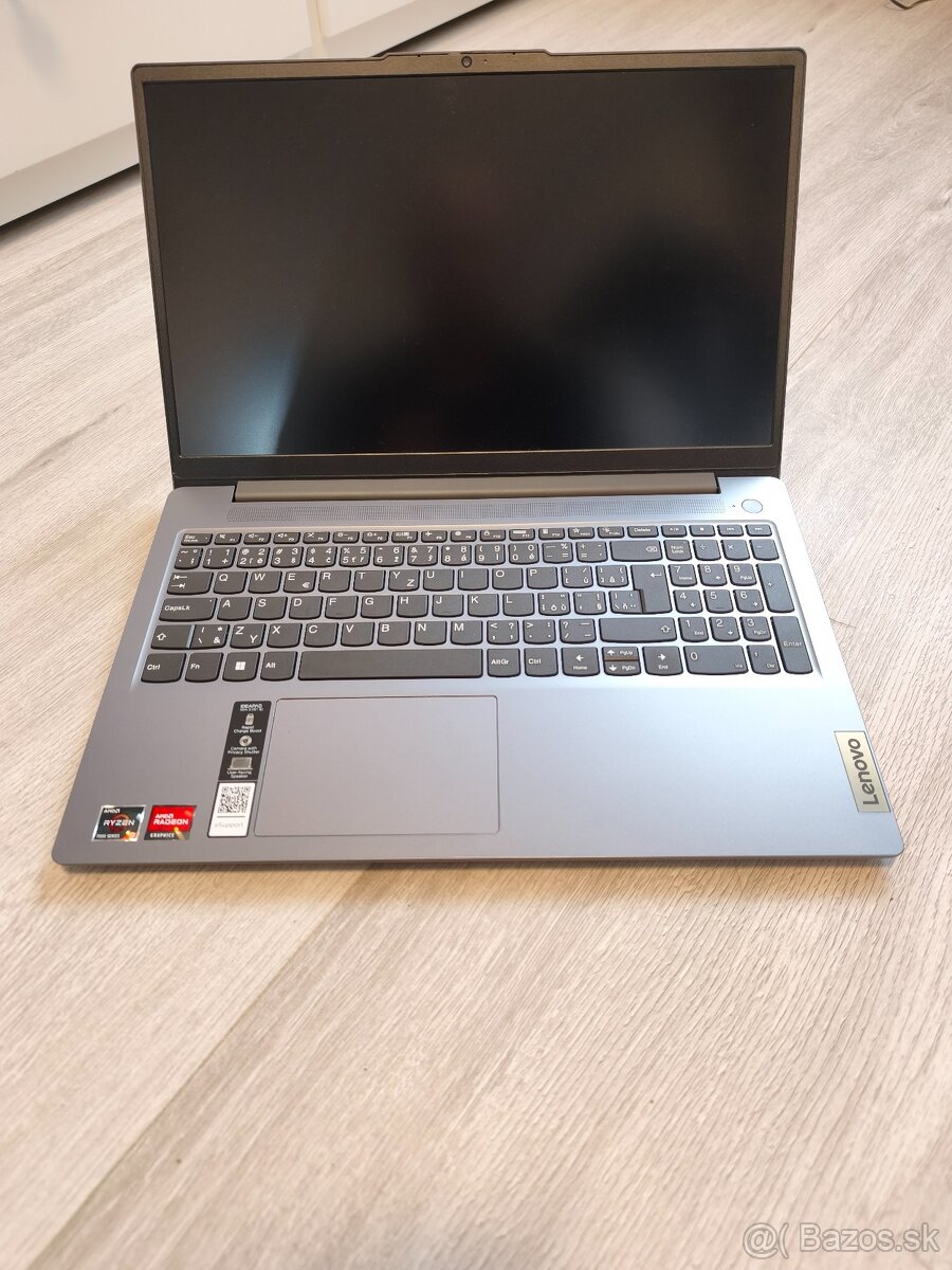 Lenovo IdeaPad Slim 3 15AMN8 | Ryzen 3, 8/512GB - ZÁRUKA - 4
