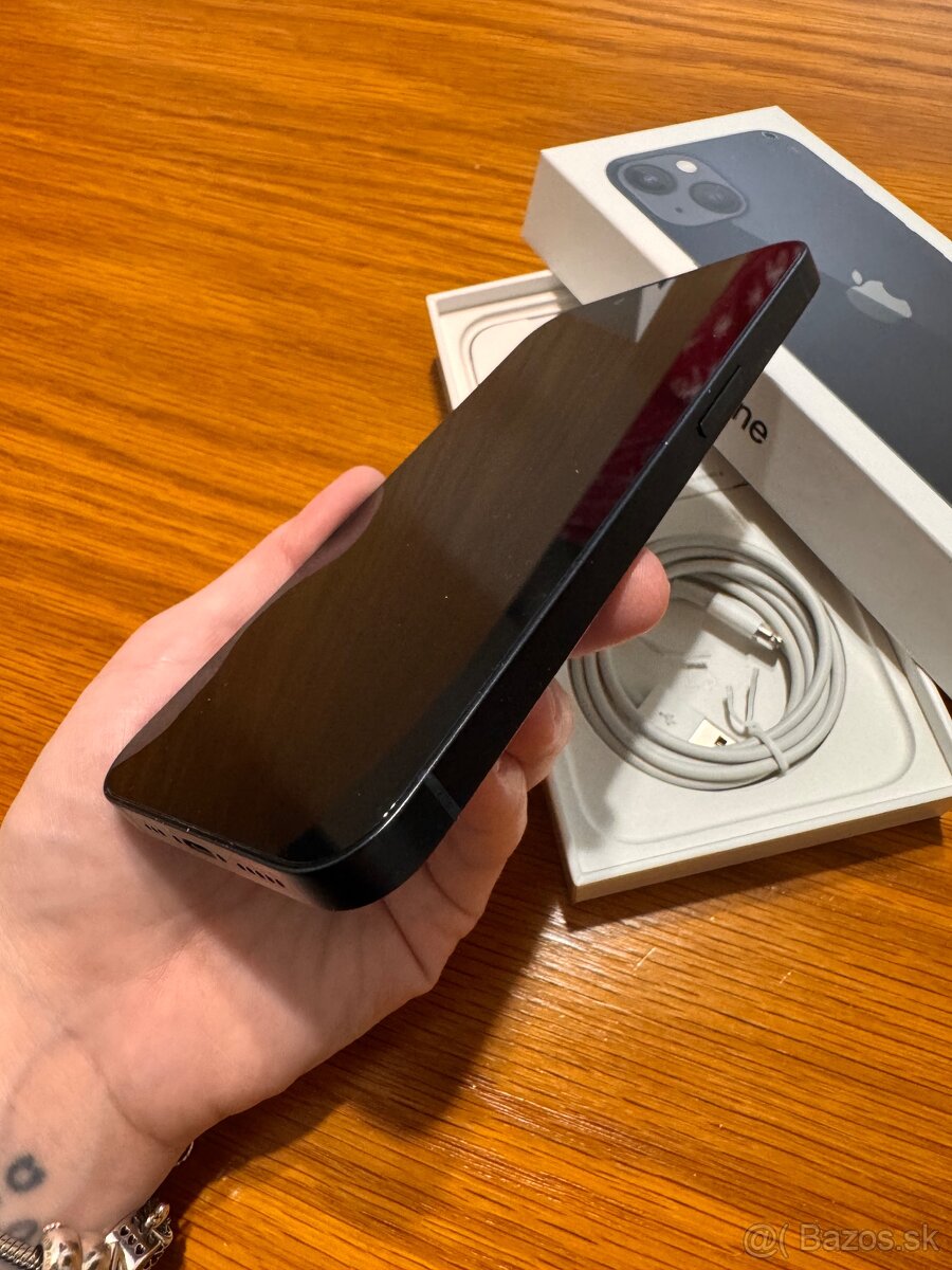 iPhone 13 128 GB - 4