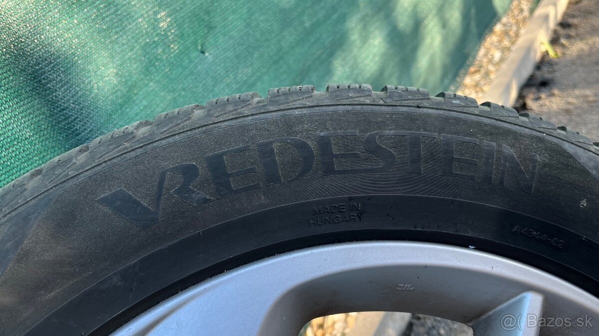 celorocne pneumatiky disky renault nissan 5x114.3 225/55 r18 - 4