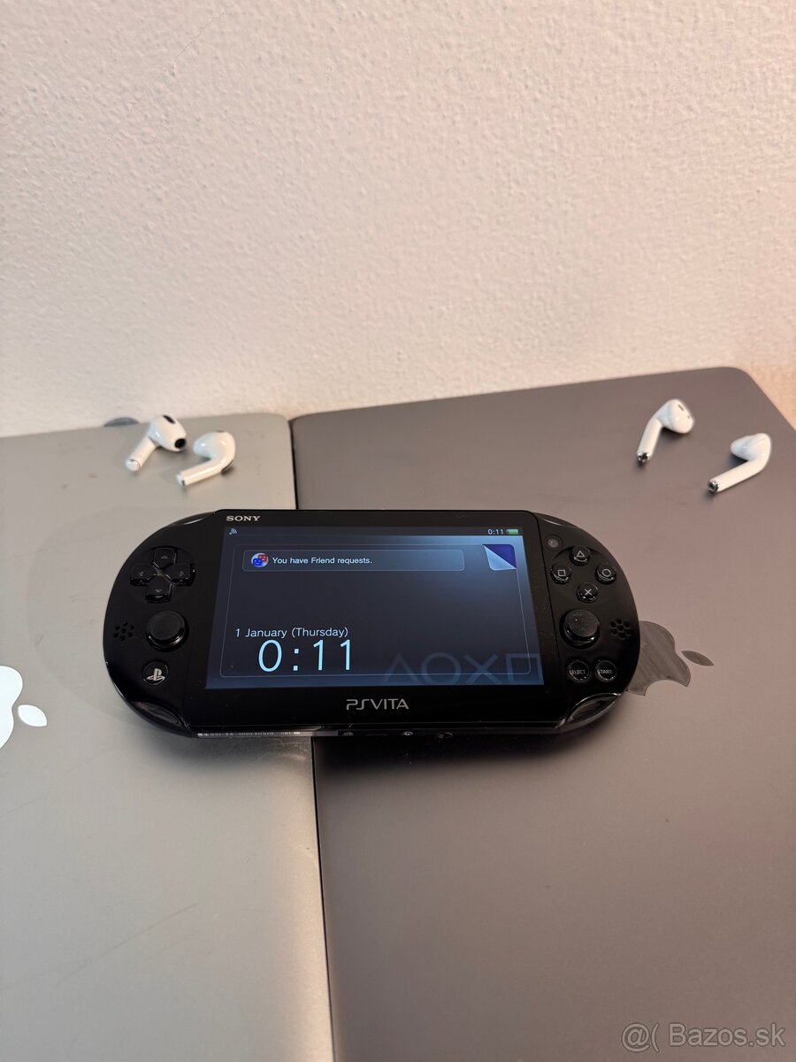 PlayStation Vita - 4