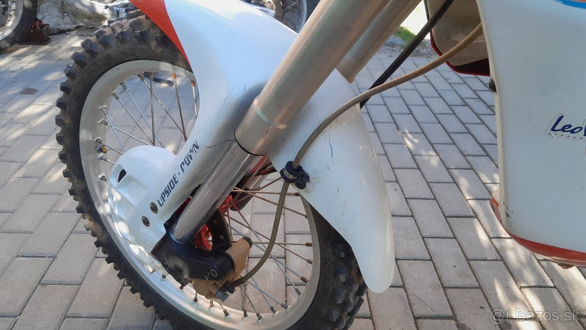 Aprilia tuareg