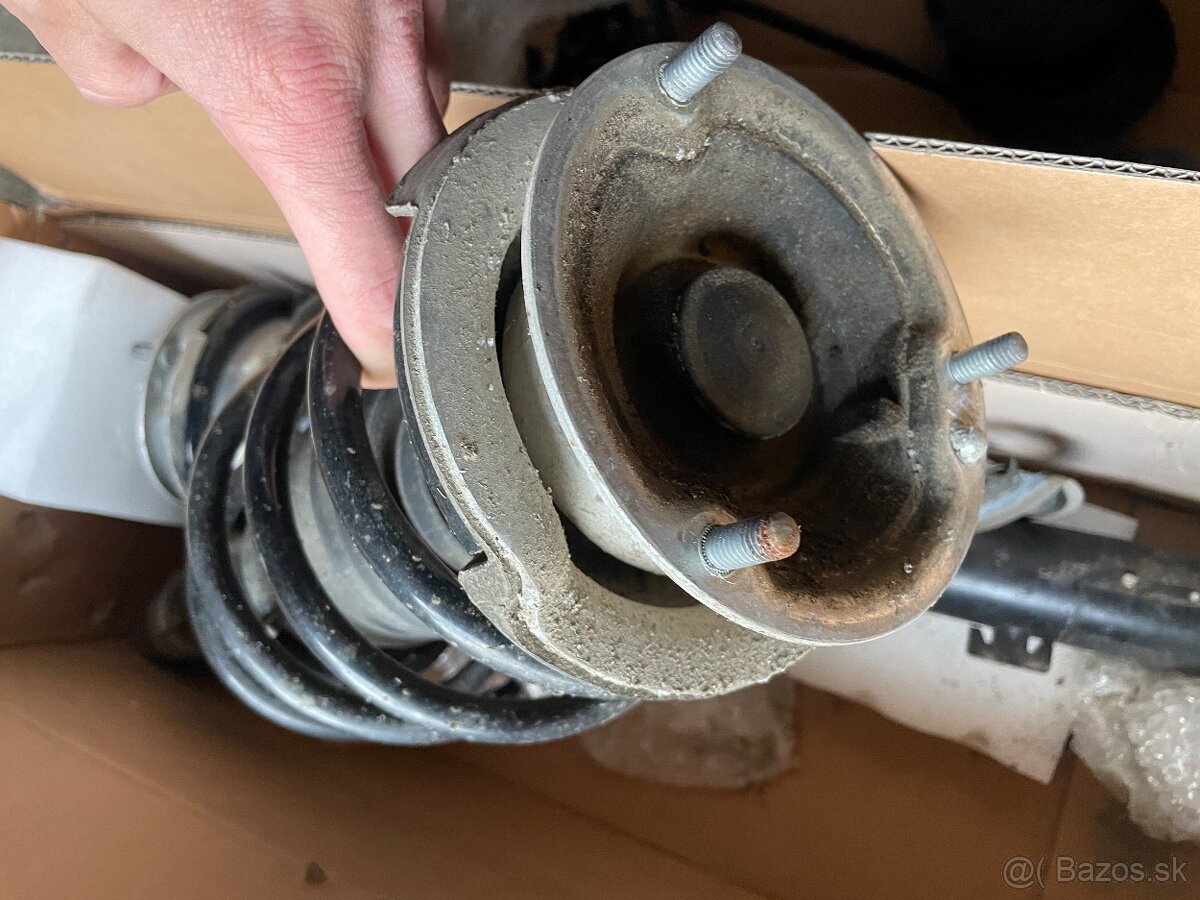 BMW E90 podvozok - 4