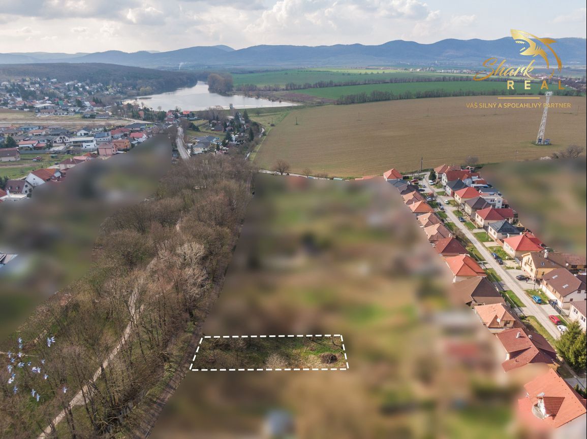 Záhrada _ zámocký park Suchá nad Parnou - 4