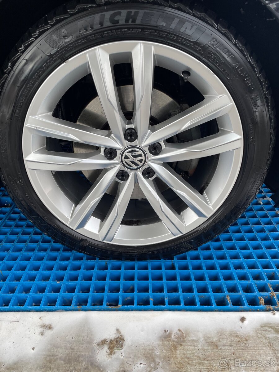 Zimna sada vw dartford r18 - 4