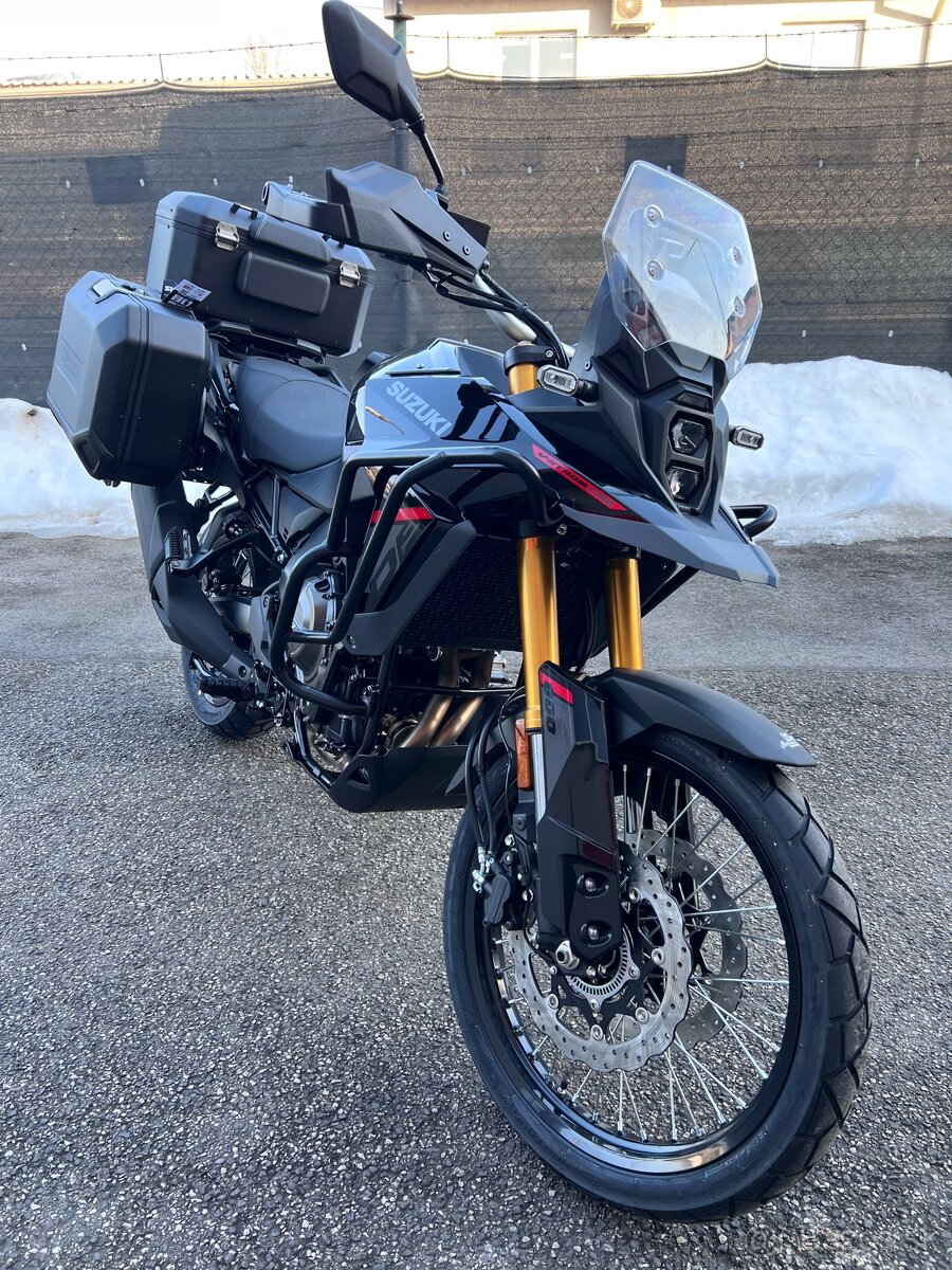 Suzuki Vstrom 800DE - 4