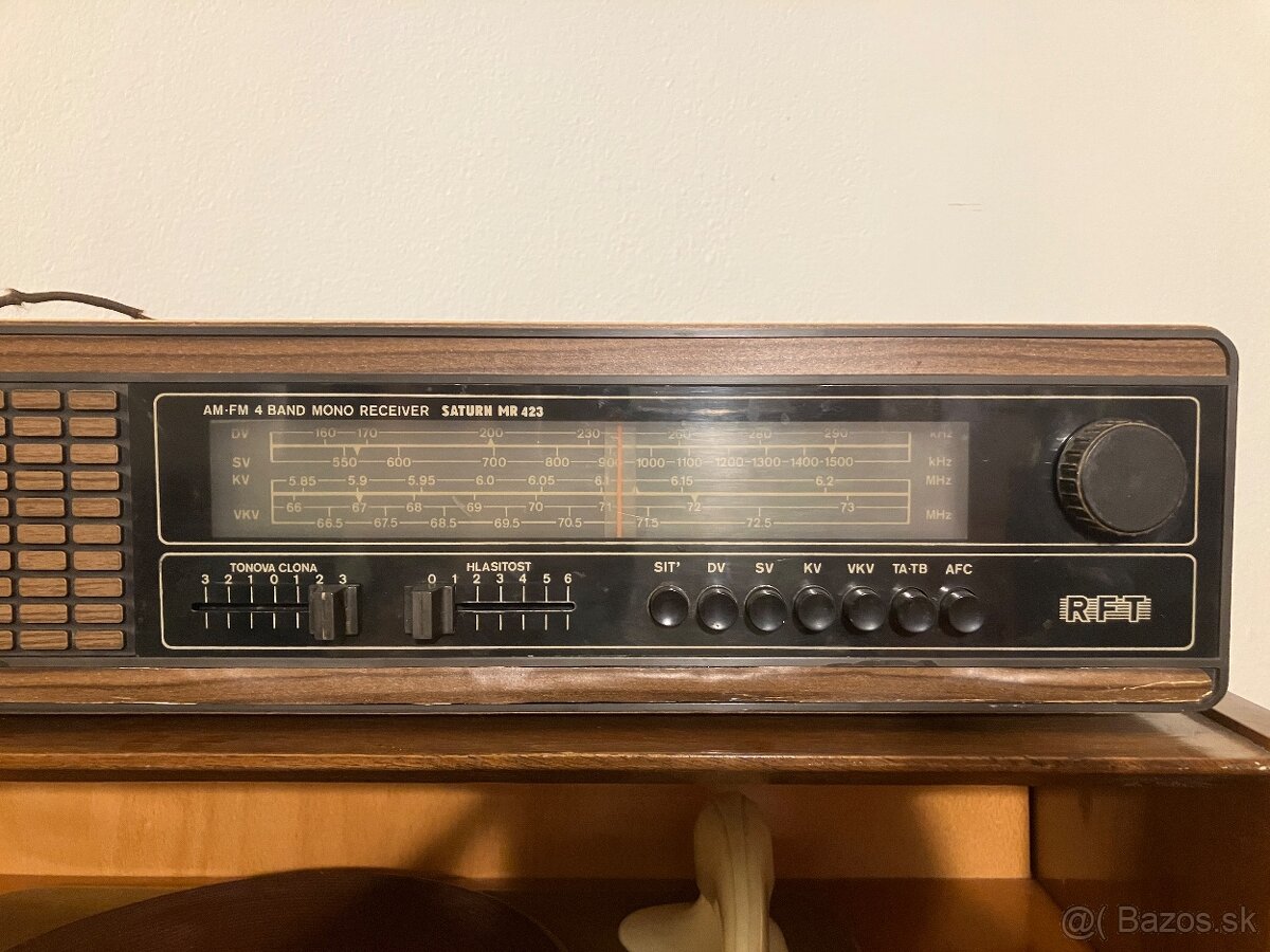 Supraphon 1958 a Radio Saturn 1982 - 4