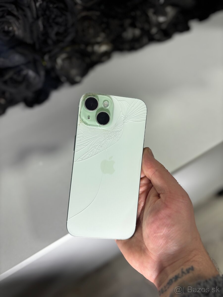 Apple iPhone 15 256GB – zelená farba 🍏 - 4