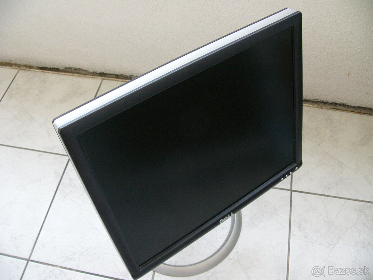 Predám DELL 17fpt - 4