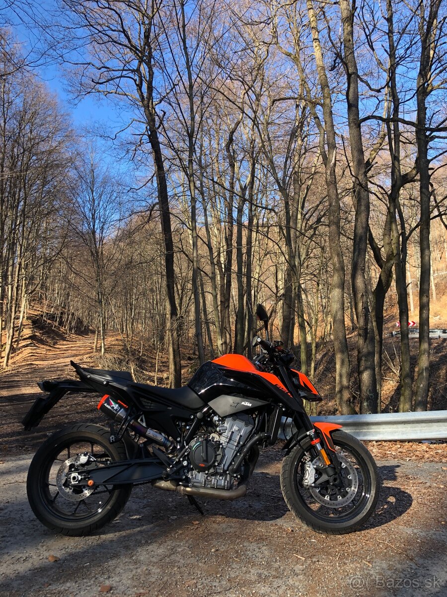 KTM Duke 890 - 4