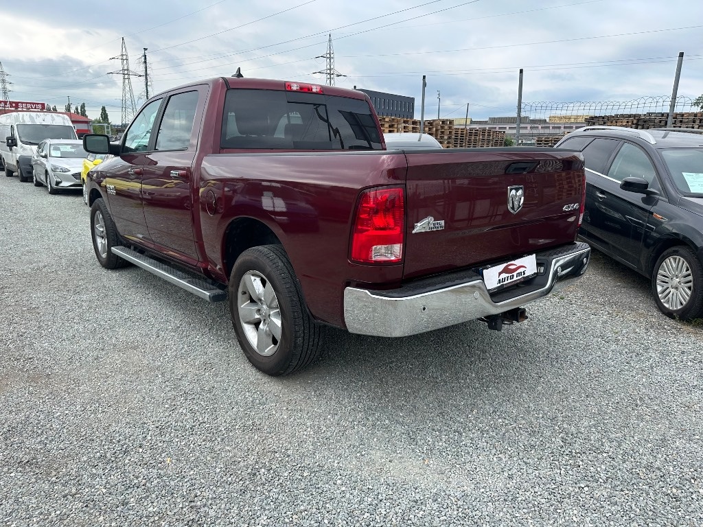 Dodge RAM 1500 Benzín + LPG