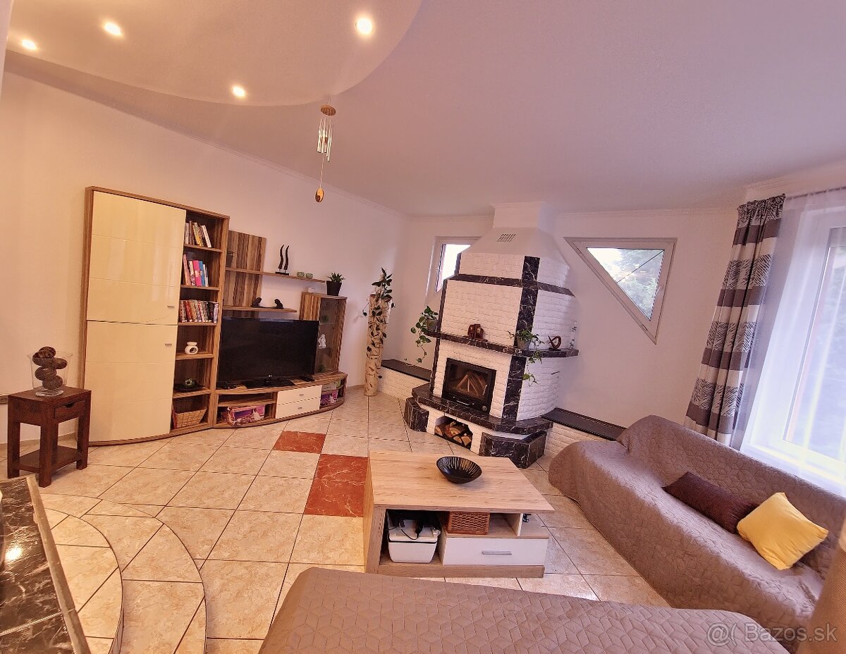 Na predaj 3 izbový štýlový rodinný dom v obci Hegyeshalom - 4