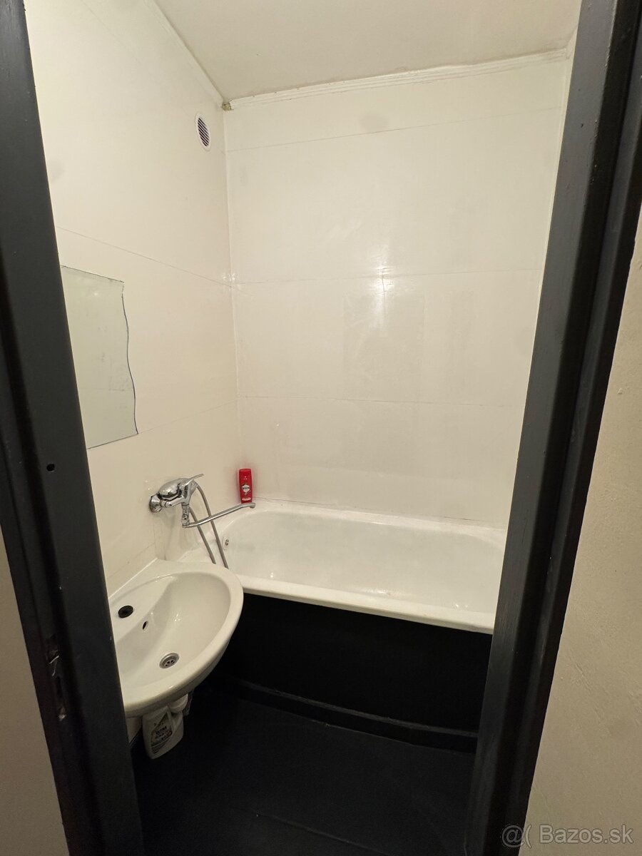 Prenájom 2izb byt v centre - 4