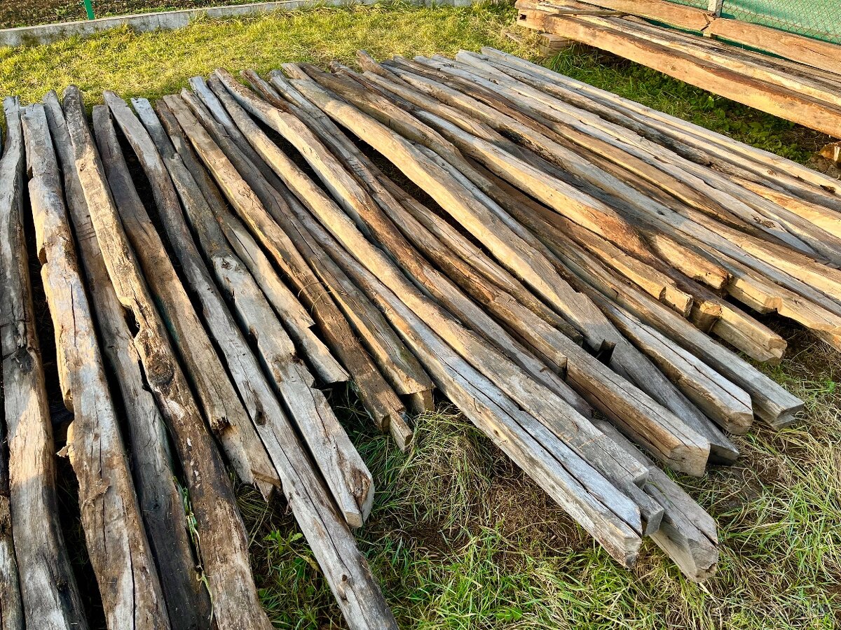 Staré dubové hranoly - ručne kresané - 4