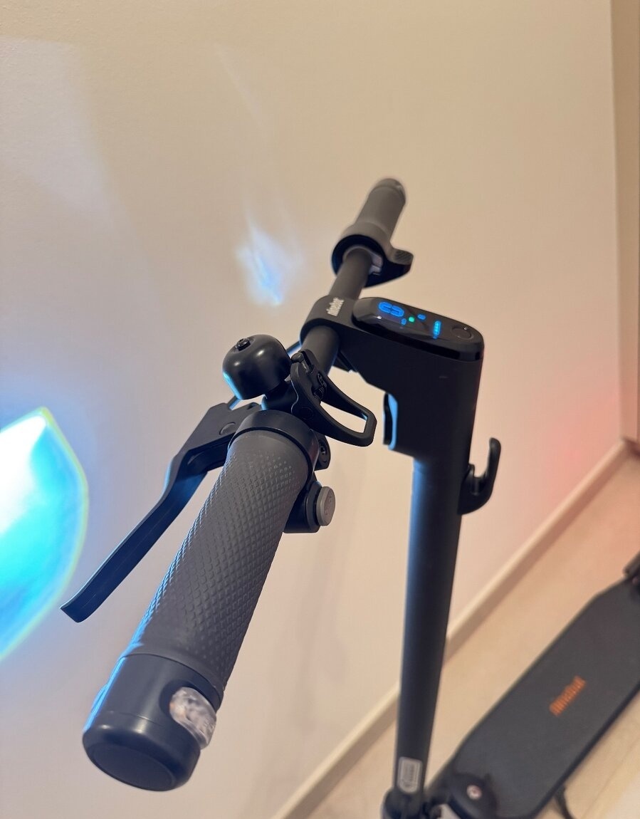 Elektrická kolobežka - Ninebot KickScooter F2 - TOP STAV - 4