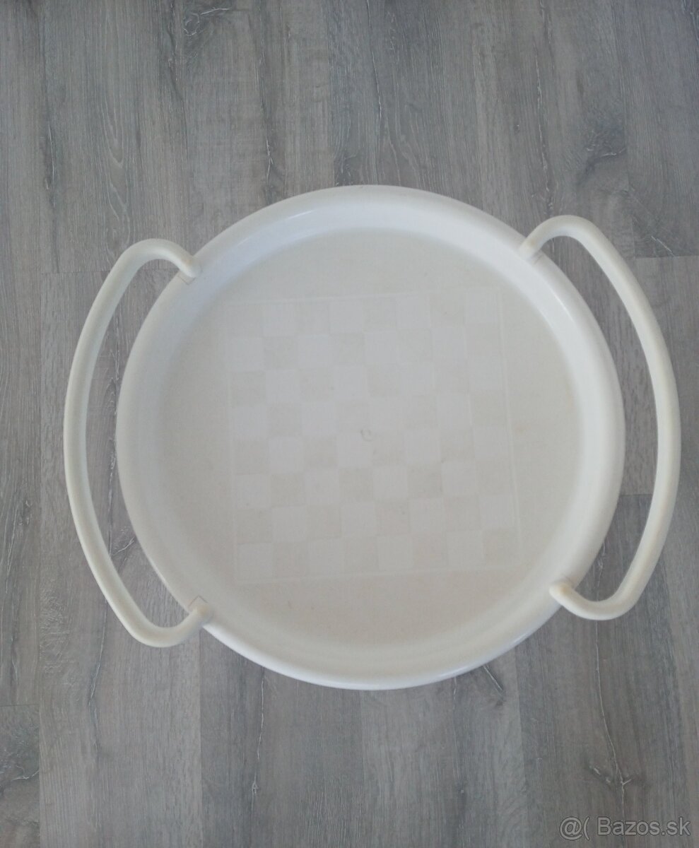 stolík na kolieskach - 4