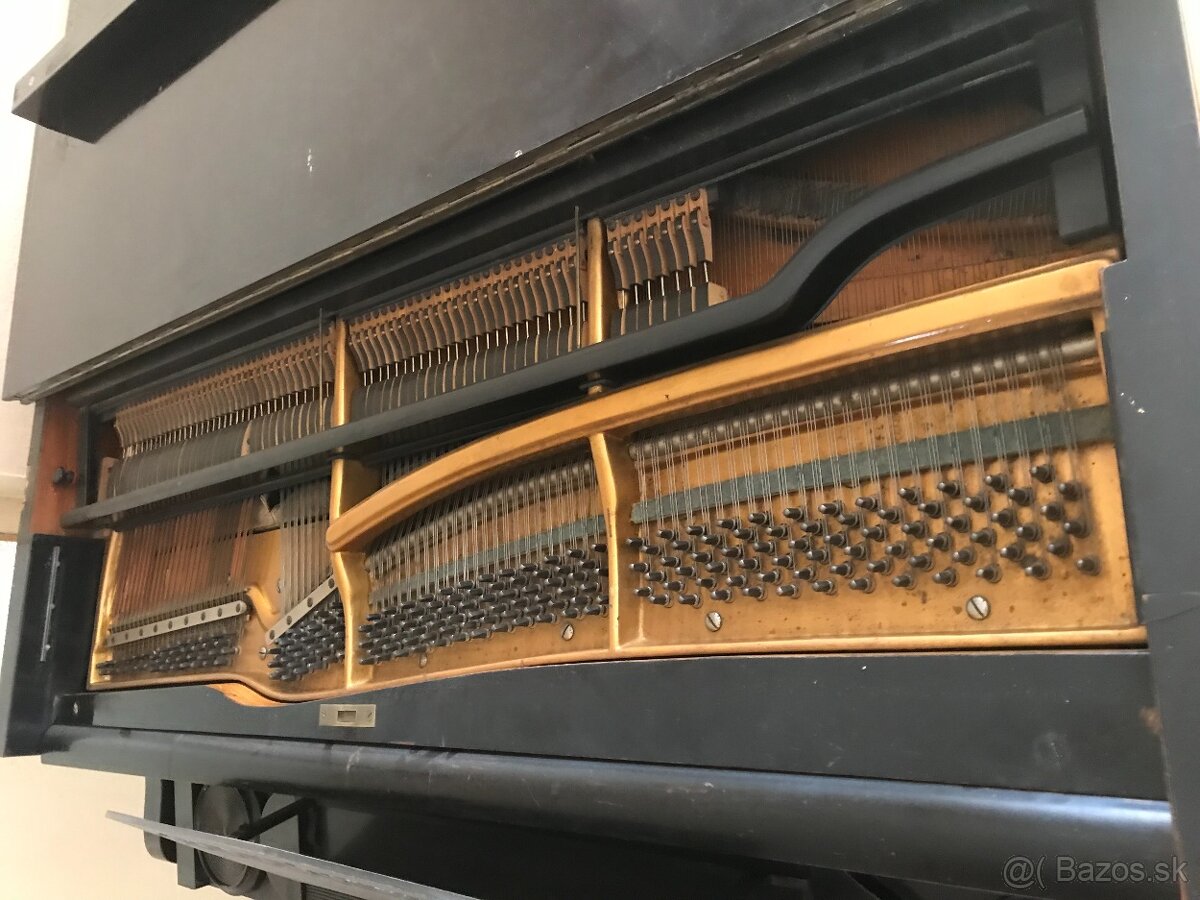 Predam klavir krídlo - 4