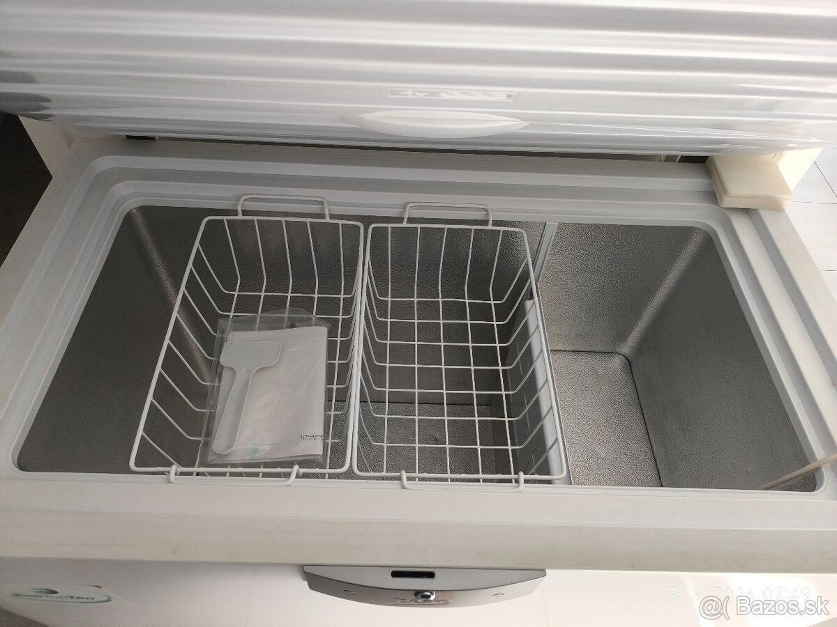 Truhlicová mraznička - 4