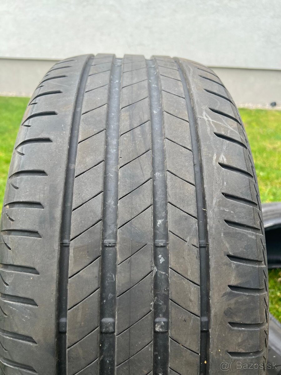 Turanza 245/45 R18 - 4