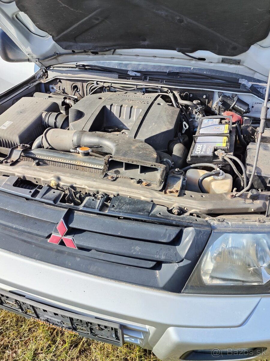 Pajero, 2,5... 2,8 .. 3,2 - 4