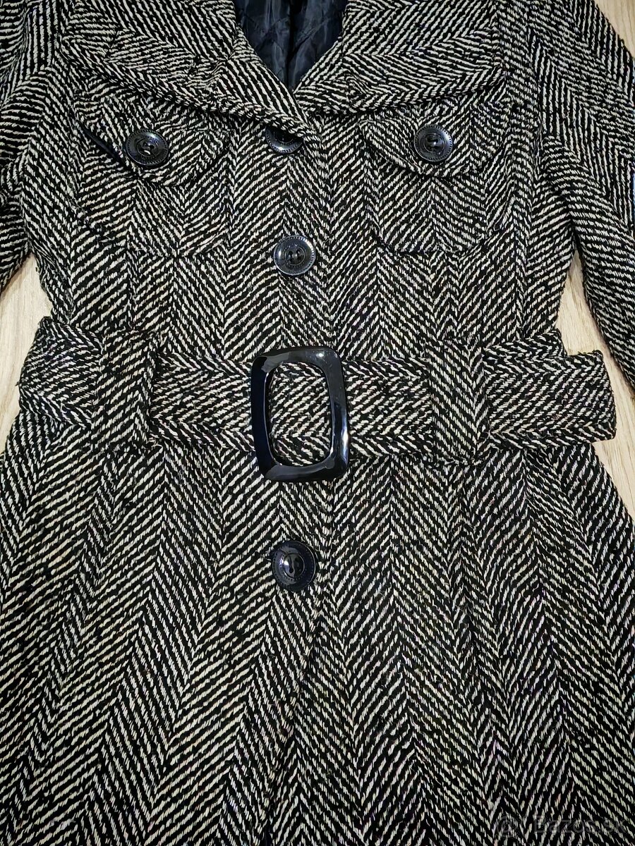 Dámsky elegantný kabát s opaskom - 4