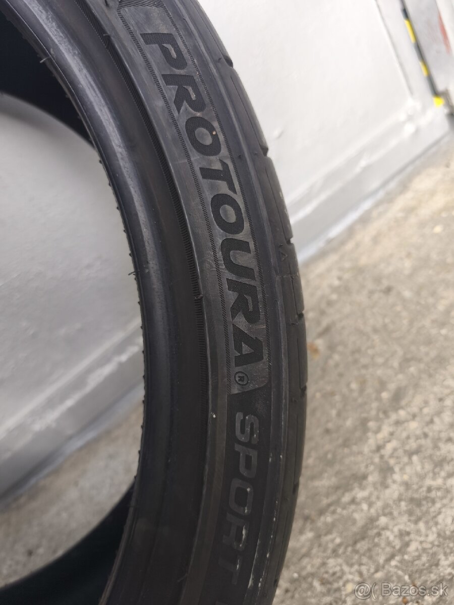 255/35 R20 dot 0724 - 4