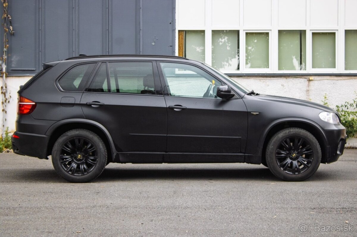 BMW X5 xDrive30d M packet 180kW AT8 - 4