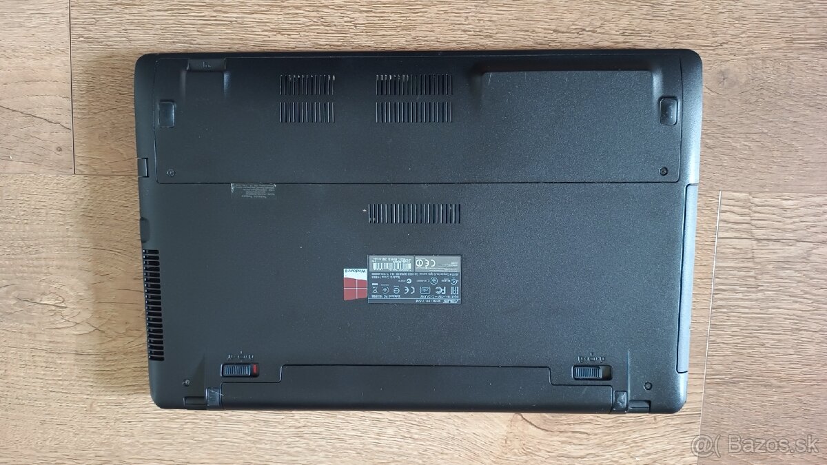 Asus X552 - 4