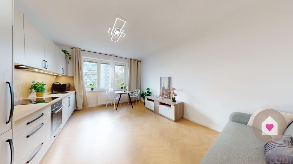 BA/Širšie centrum- Prenájom komplet prerobeného 3 izbového b – foto 4