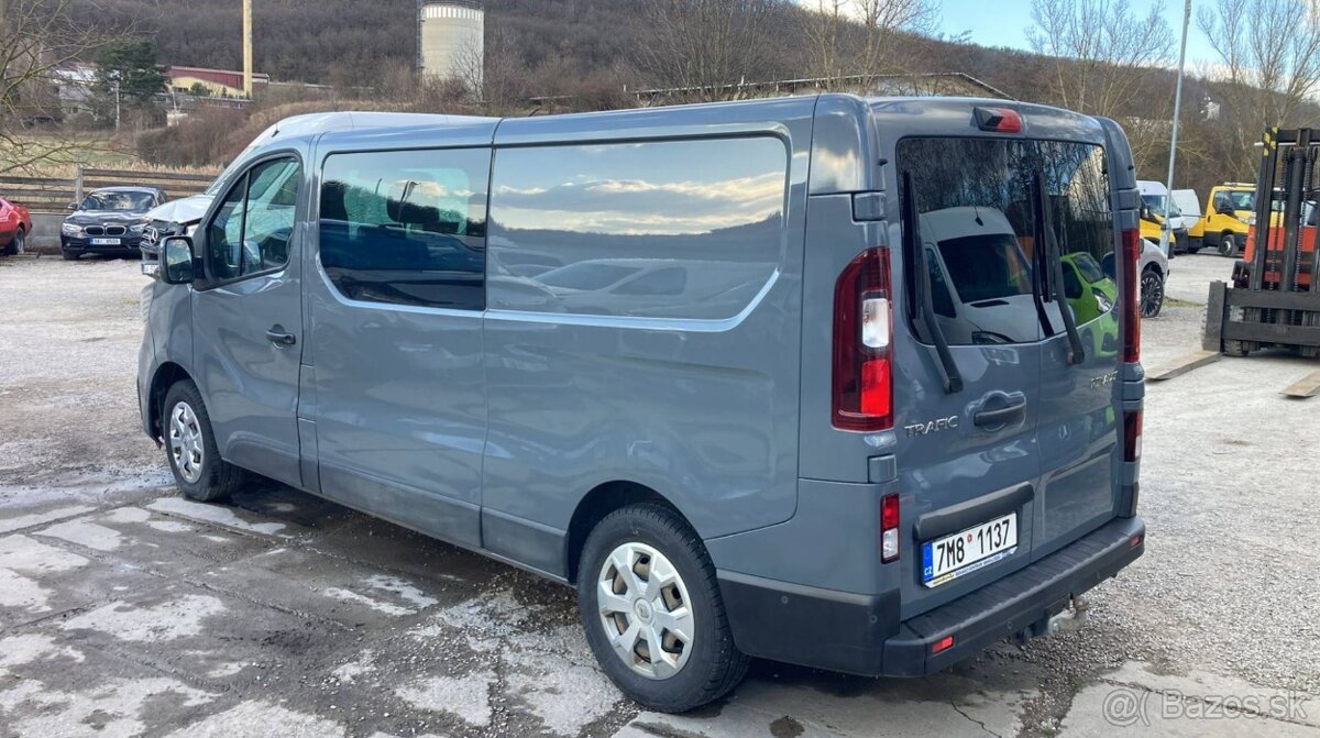 Renault Trafic 5-míst - 4
