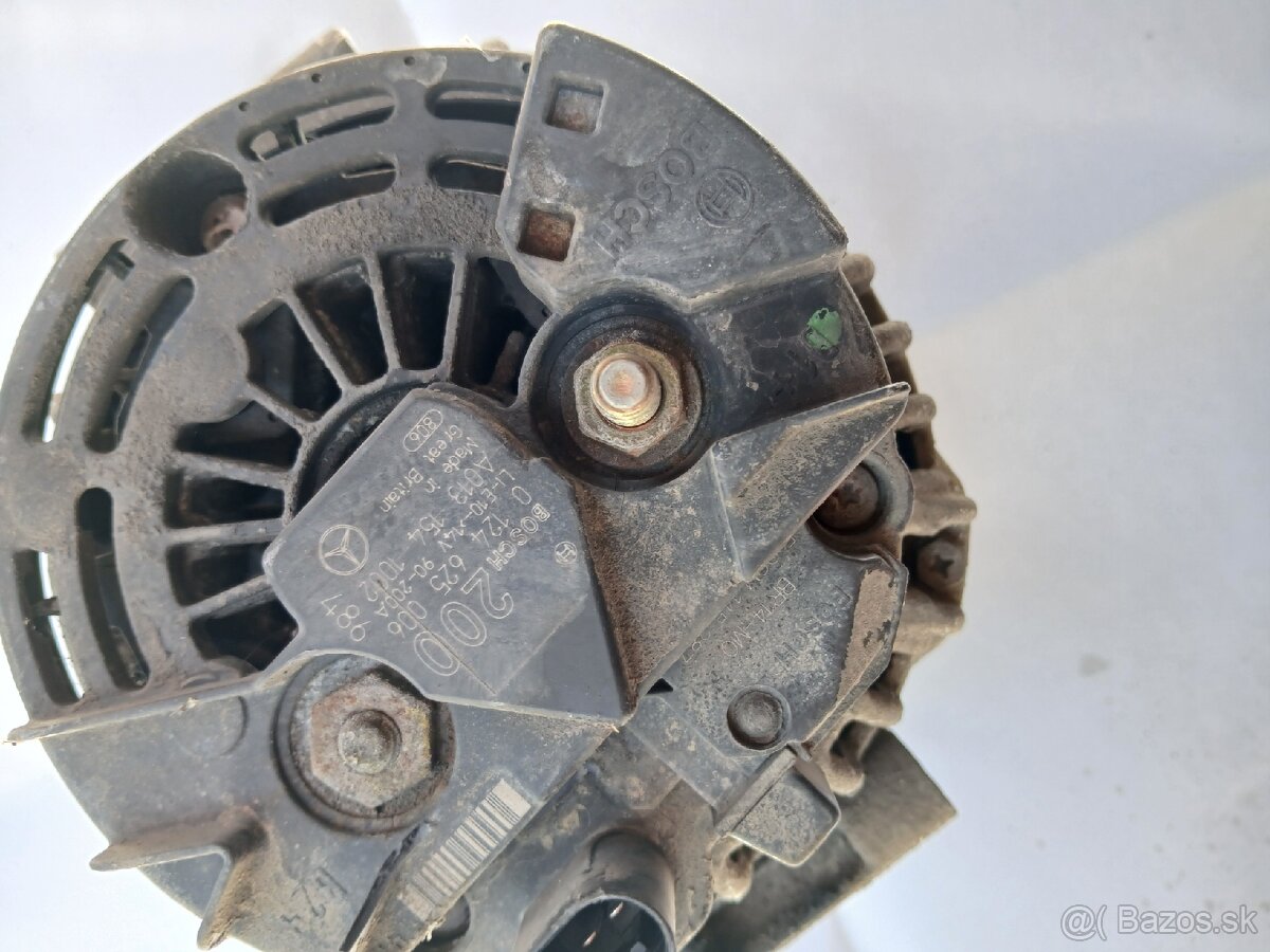 Alternátor vito w639 - 4
