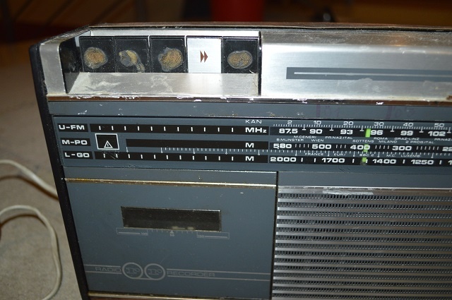 predam radiomagnetofon HORNYPHON Aerial - 4