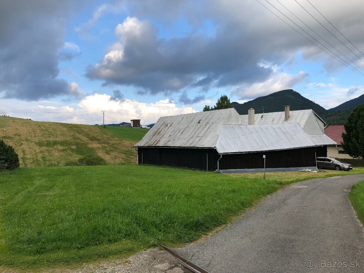 Rozsiahly pozemok cca 2500m2 Ždiar s chalupou - 4