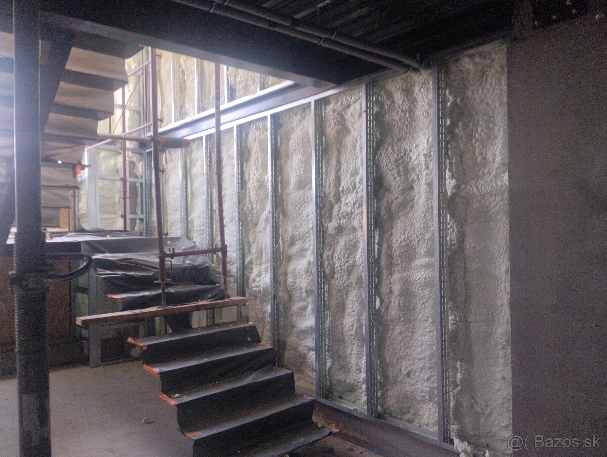 Striekaná izolácia Pur penou - 4