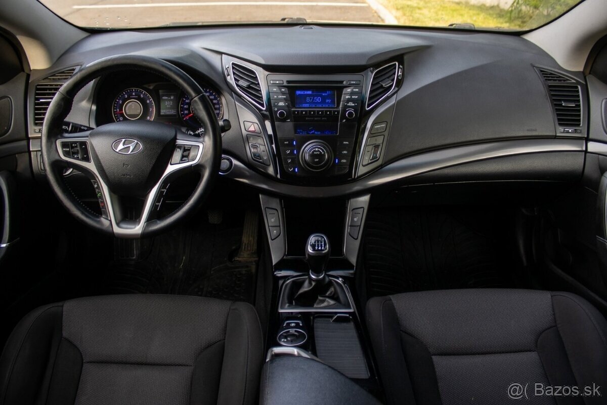 I40 kombi benzin - 4