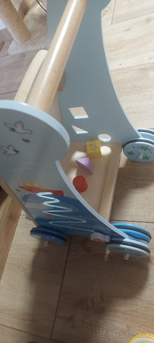 Detské drevené choditko - 4