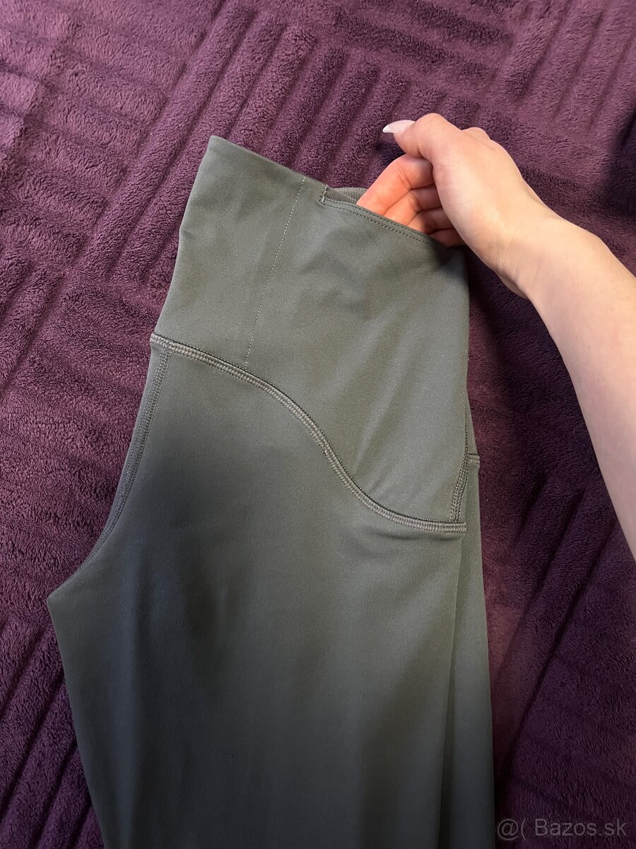 Športové legíny Nike - 4