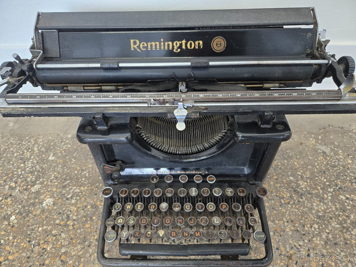 starožitný písací stroj REMINGTON - 4